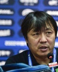 开云体育在线玩-谢峰：球队遇到困难 希望调整心态不要犯同样错误