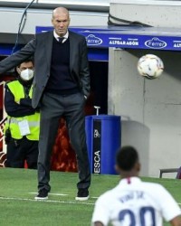 开云体育在线玩-一步乱，步步乱 皇马无人可用已被逼到墙角